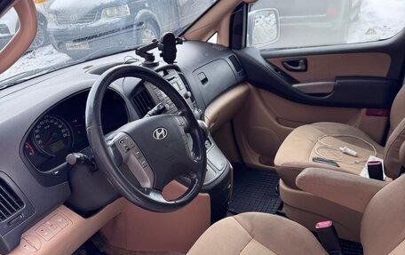 Hyundai Grand Starex Grand Starex I рестайлинг 2, 2008 год, 1 070 000 рублей, 14 фотография