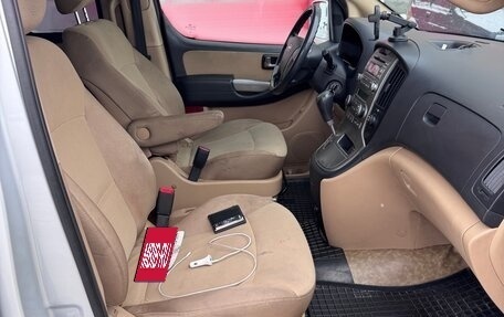 Hyundai Grand Starex Grand Starex I рестайлинг 2, 2008 год, 1 070 000 рублей, 12 фотография