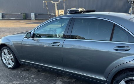 Mercedes-Benz S-Класс, 2008 год, 1 820 000 рублей, 9 фотография