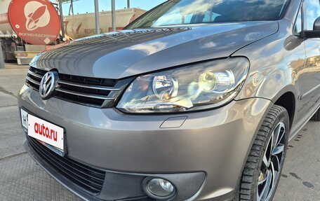 Volkswagen Touran III, 2011 год, 1 050 000 рублей, 12 фотография