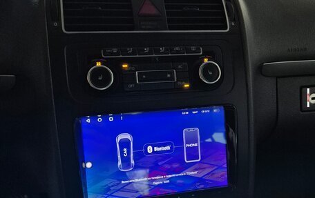 Volkswagen Touran III, 2011 год, 1 050 000 рублей, 17 фотография