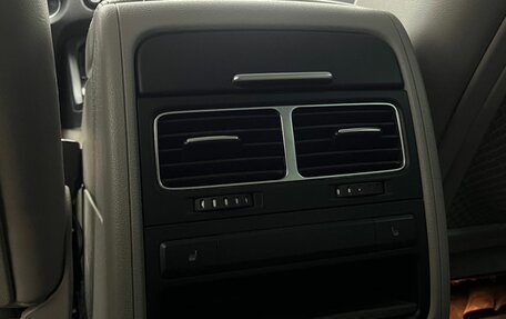 Volkswagen Touareg III, 2014 год, 2 499 000 рублей, 15 фотография