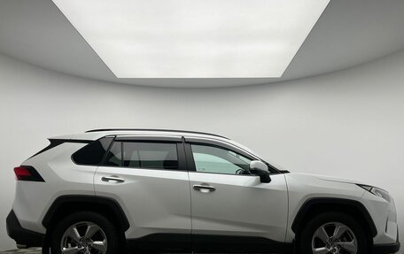 Toyota RAV4, 2020 год, 3 999 000 рублей, 4 фотография