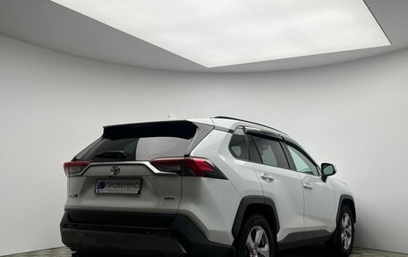 Toyota RAV4, 2020 год, 3 999 000 рублей, 5 фотография