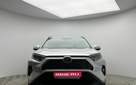 Toyota RAV4, 2020 год, 3 999 000 рублей, 2 фотография