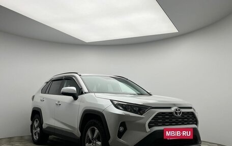 Toyota RAV4, 2020 год, 3 999 000 рублей, 3 фотография