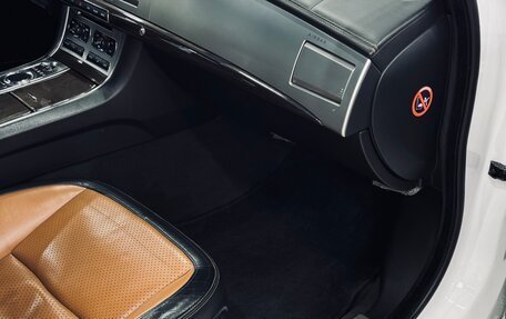 Jaguar XF I рестайлинг, 2011 год, 2 200 000 рублей, 16 фотография