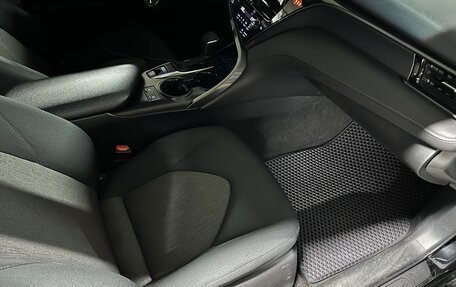 Toyota Camry, 2021 год, 2 150 000 рублей, 8 фотография