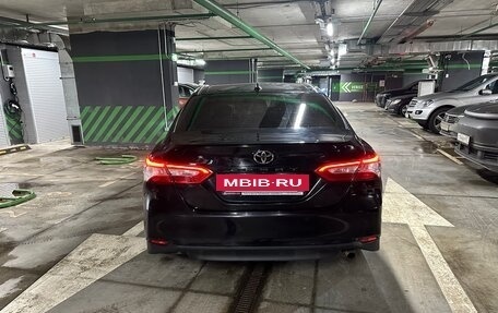 Toyota Camry, 2021 год, 2 150 000 рублей, 5 фотография