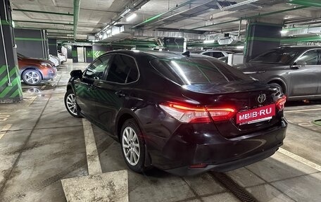 Toyota Camry, 2021 год, 2 150 000 рублей, 4 фотография