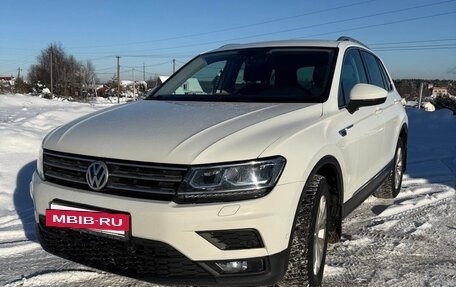 Volkswagen Tiguan II, 2017 год, 2 150 000 рублей, 5 фотография