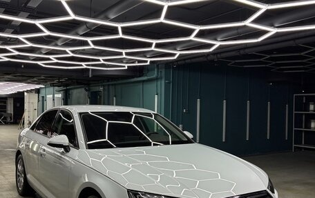 Audi A4, 2019 год, 2 500 000 рублей, 2 фотография