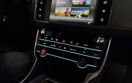 Jaguar XF II, 2016 год, 2 200 000 рублей, 7 фотография