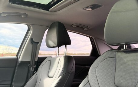 Hyundai Elantra, 2022 год, 1 750 000 рублей, 12 фотография