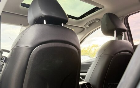 Hyundai Elantra, 2022 год, 1 750 000 рублей, 15 фотография