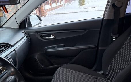 KIA Rio IV, 2019 год, 1 490 000 рублей, 21 фотография