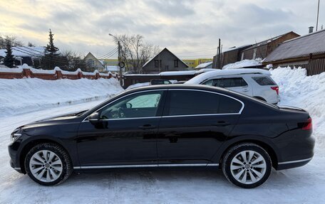 Volkswagen Passat B8 рестайлинг, 2017 год, 2 550 000 рублей, 8 фотография