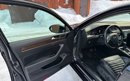 Volkswagen Passat B8 рестайлинг, 2017 год, 2 550 000 рублей, 9 фотография