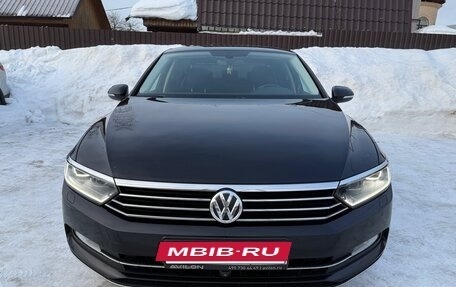 Volkswagen Passat B8 рестайлинг, 2017 год, 2 550 000 рублей, 3 фотография