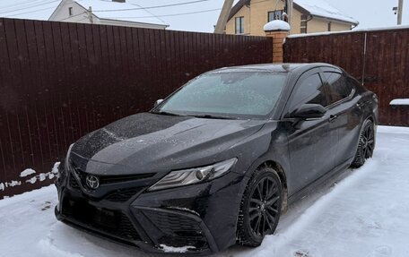 Toyota Camry, 2021 год, 3 500 000 рублей, 10 фотография