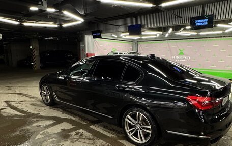 BMW 7 серия, 2018 год, 3 000 000 рублей, 6 фотография