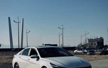 Hyundai Elantra, 2021 год, 1 690 000 рублей, 1 фотография