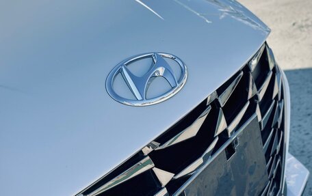 Hyundai Elantra, 2021 год, 1 690 000 рублей, 4 фотография