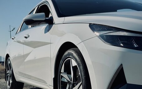 Hyundai Elantra, 2021 год, 1 690 000 рублей, 3 фотография