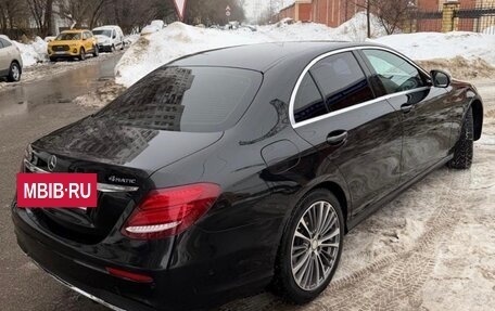 Mercedes-Benz E-Класс, 2020 год, 4 000 000 рублей, 3 фотография