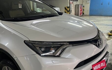 Toyota RAV4, 2015 год, 3 000 000 рублей, 25 фотография