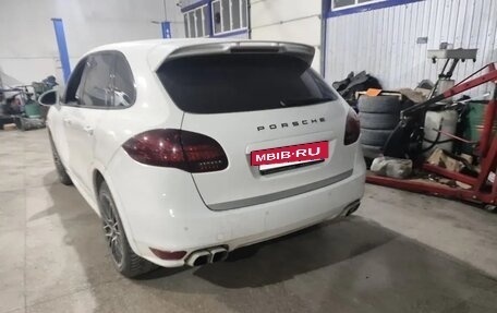 Porsche Cayenne III, 2011 год, 1 590 000 рублей, 2 фотография