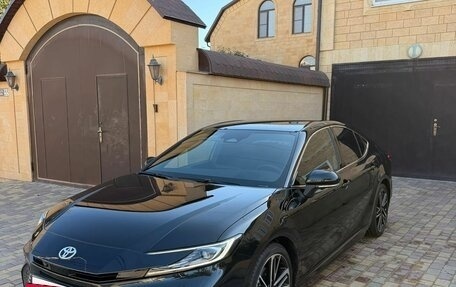 Toyota Camry, 2025 год, 3 800 000 рублей, 2 фотография