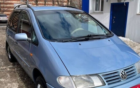 Volkswagen Sharan I рестайлинг, 1998 год, 320 000 рублей, 1 фотография