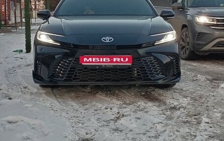 Toyota Camry, 2025 год, 3 800 000 рублей, 11 фотография