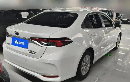 Toyota Corolla, 2022 год, 1 760 000 рублей, 3 фотография