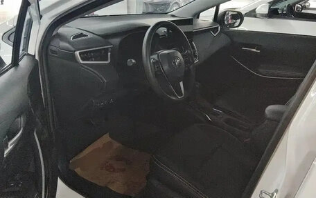 Toyota Corolla, 2022 год, 1 760 000 рублей, 6 фотография