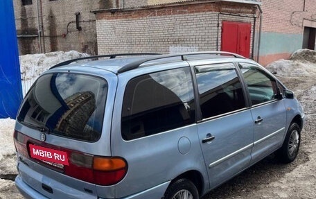 Volkswagen Sharan I рестайлинг, 1998 год, 320 000 рублей, 3 фотография