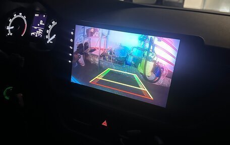 Skoda Rapid II, 2021 год, 1 900 000 рублей, 14 фотография