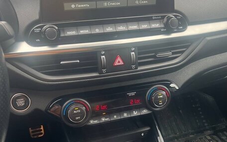 KIA Cerato IV, 2021 год, 2 300 000 рублей, 6 фотография