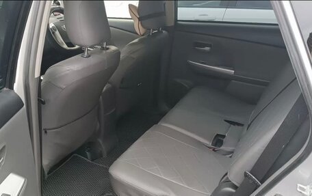 Toyota Prius Alpha I (ZVW40/41), 2014 год, 990 000 рублей, 6 фотография