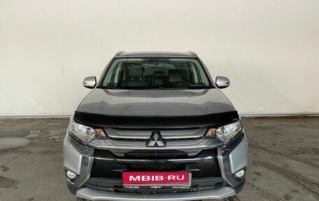 Mitsubishi Outlander III рестайлинг 3, 2017 год, 2 065 000 рублей, 2 фотография