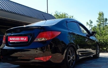 Hyundai Solaris II рестайлинг, 2015 год, 750 000 рублей, 4 фотография