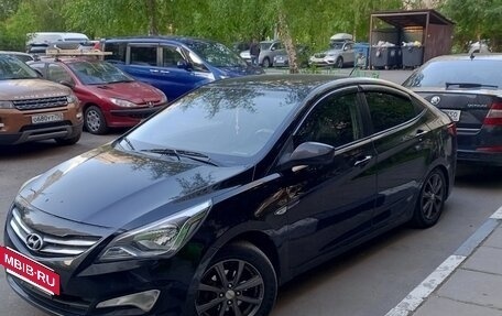 Hyundai Solaris II рестайлинг, 2015 год, 750 000 рублей, 8 фотография