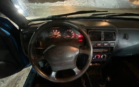 Nissan Almera, 1995 год, 130 000 рублей, 10 фотография