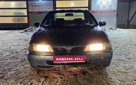 Nissan Almera, 1995 год, 130 000 рублей, 1 фотография