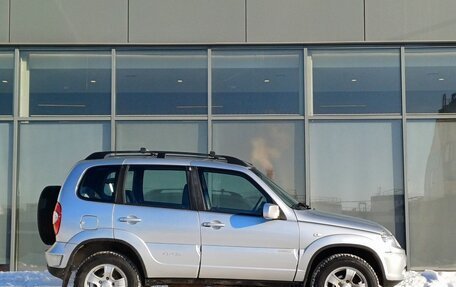 Chevrolet Niva I рестайлинг, 2011 год, 499 000 рублей, 3 фотография