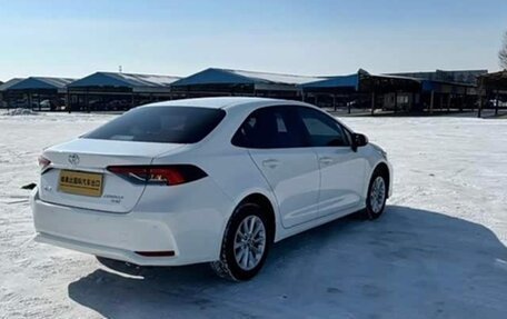 Toyota Corolla, 2022 год, 1 100 000 рублей, 5 фотография