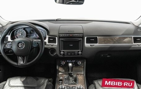 Volkswagen Touareg III, 2016 год, 3 170 000 рублей, 6 фотография