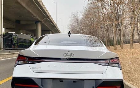 Hyundai Elantra, 2022 год, 1 122 000 рублей, 7 фотография