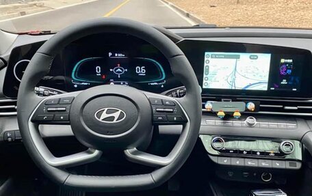 Hyundai Elantra, 2022 год, 1 122 000 рублей, 9 фотография